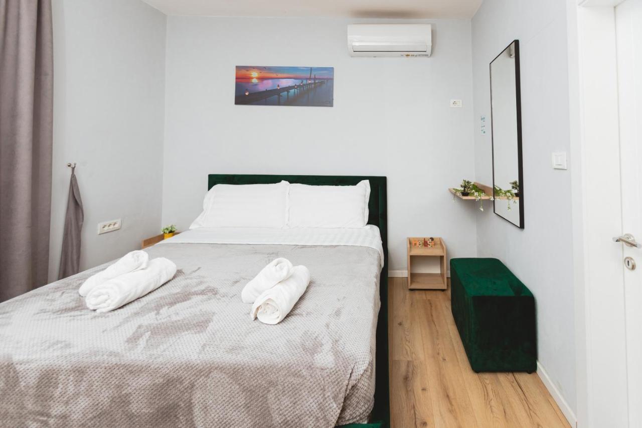 New Near New Bazaar - Center Apartament *